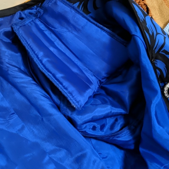 Point View Collection 100% silk Asian influenced - Picture 6 of 6